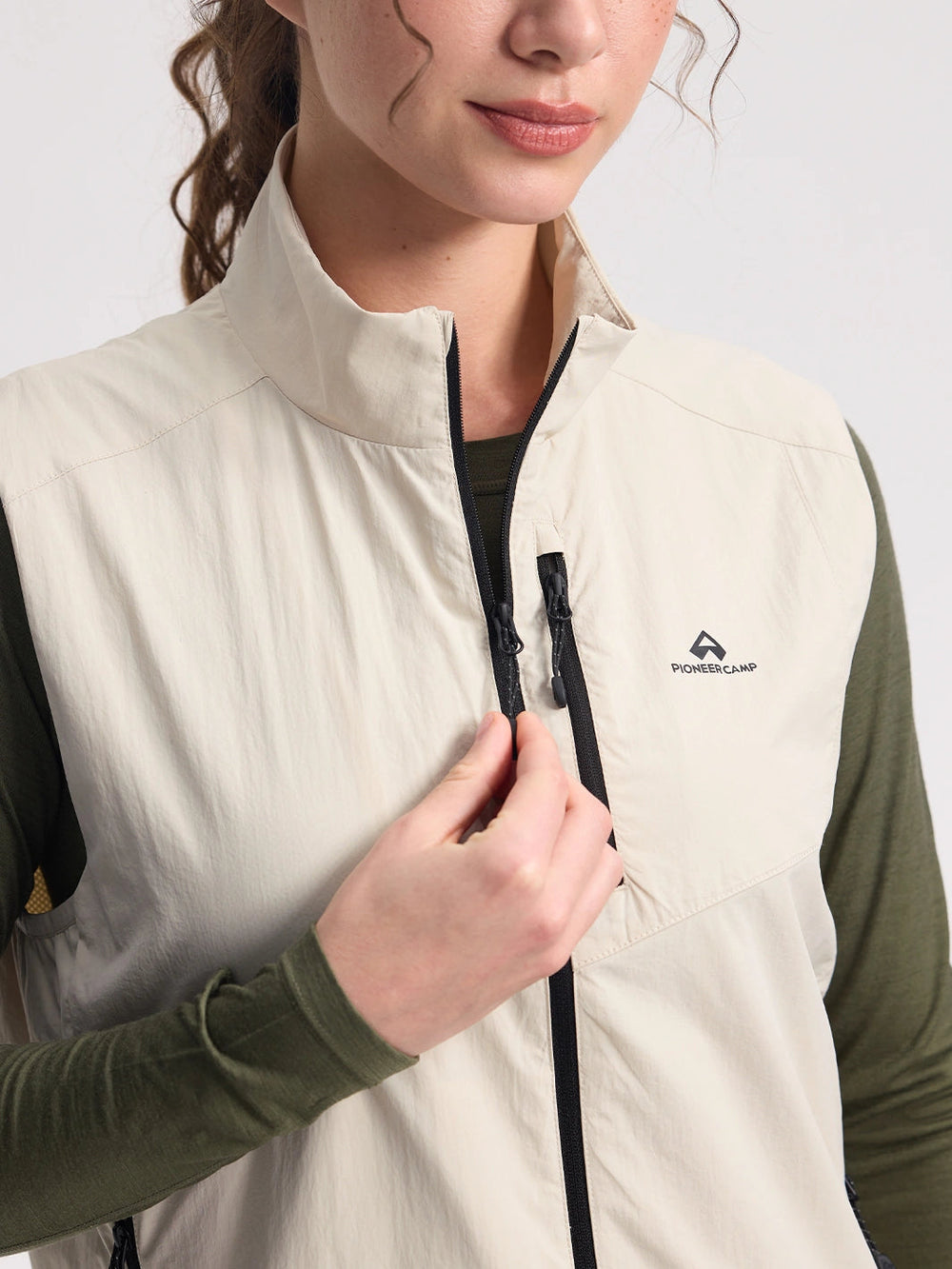 Light Khaki